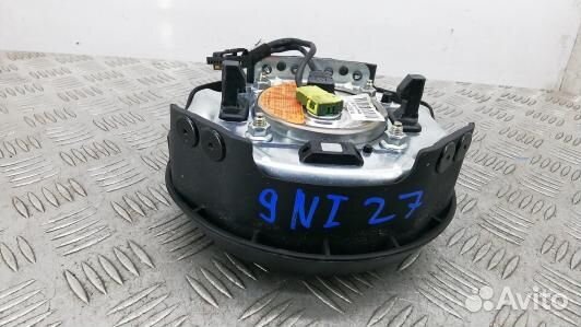 Подушка безопасности водителя BMW X3 E83 (9NI27J30