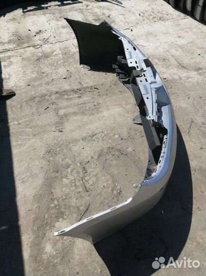 Бампер передний Subaru Impreza GG2