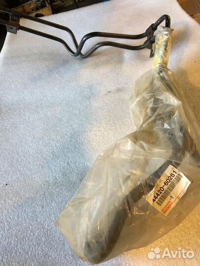 Toyota Land Cruiser 80. Трубка гидроусилитель