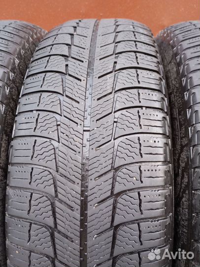 Michelin X-Ice 3 205/70 R15