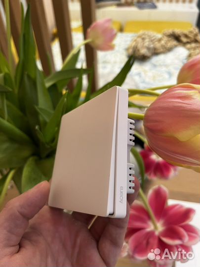 Настенный умный выключатель Aqara Zigbee qbkg04lm