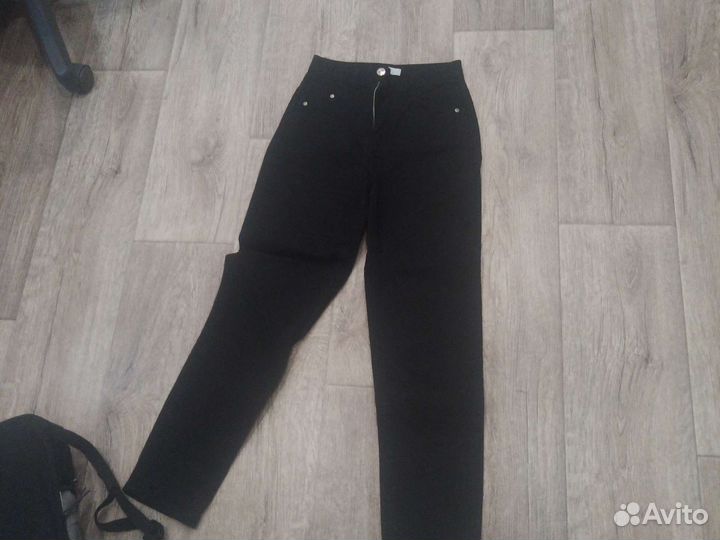 Джинсы женские bershka eur 34