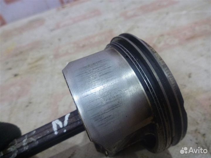 Поршень с шатуном Volkswagen Golf 5K1 cgga 2012