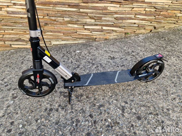 Самокат Городской складной Roces до 100 кг