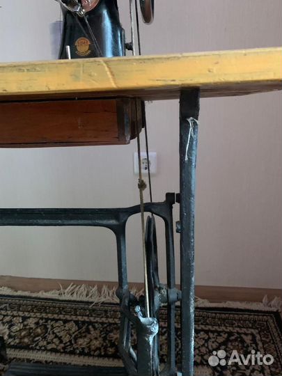 Швейная машина бу