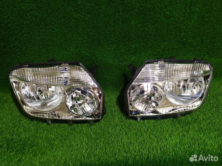 Фара левая правая Renault Daster