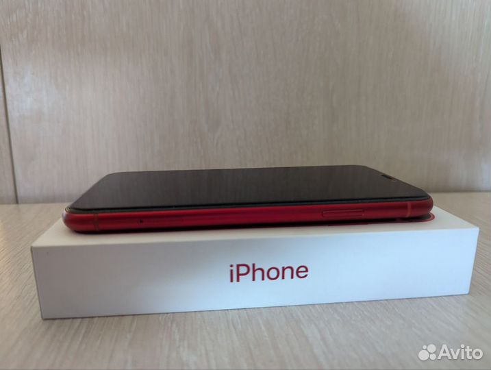 iPhone Xr, 64 ГБ