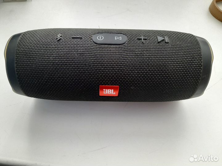 Портативная колонка jbl charge 3