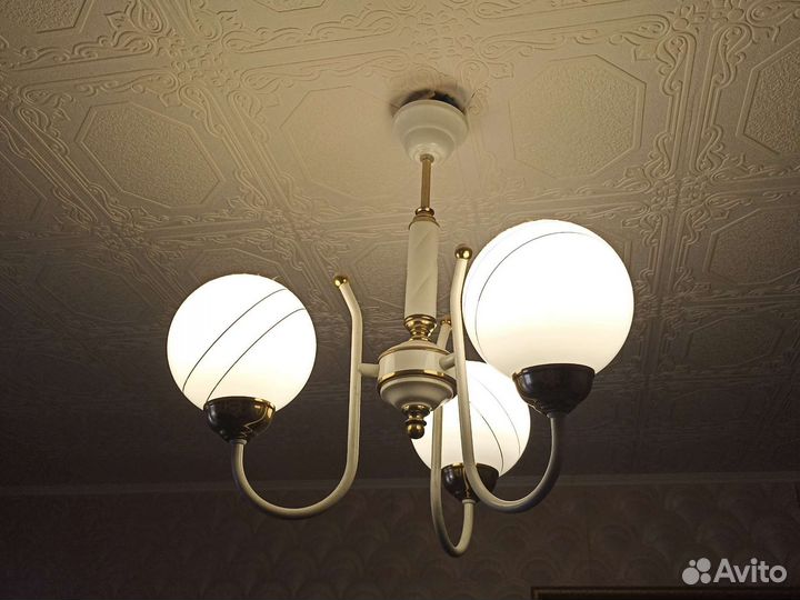 Люстра потолочная бу