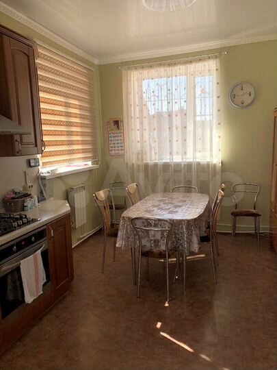 Дом 268 м² на участке 12 сот.