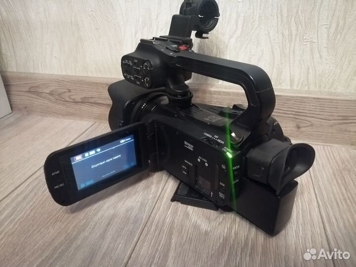 Видеокамера canon XA15