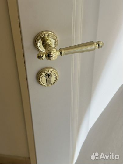 Двери межкомнатные с коробкой