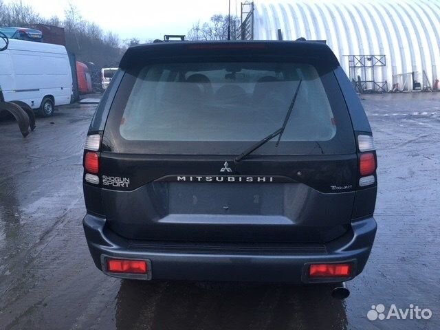 Разбор на запчасти Mitsubishi Montero Sport / Paje