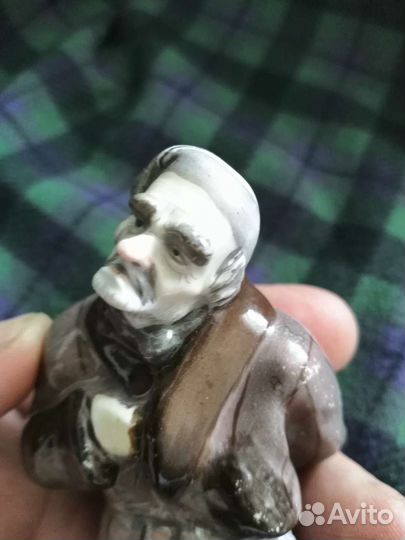 Фарфоровые статуэтки лфз