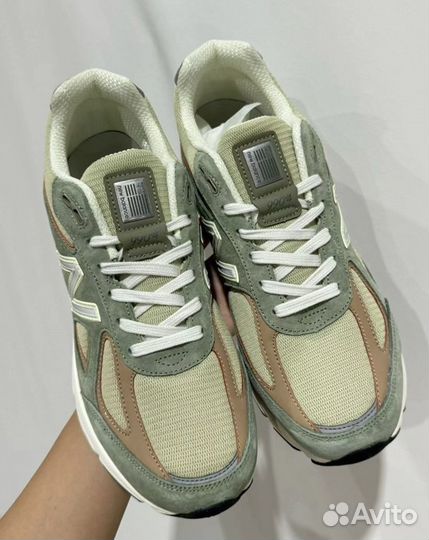 Кроссовки new balance 990v4