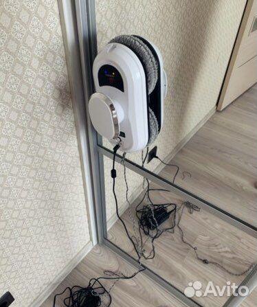 Робот мойщик окон