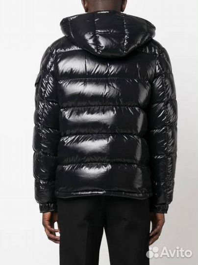 Глянцевая куртка Moncler