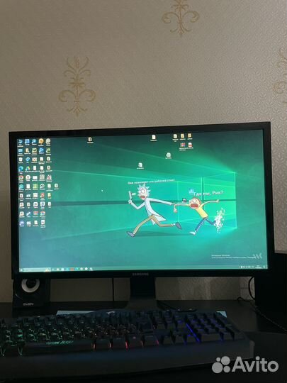 Монитор Samsung 28