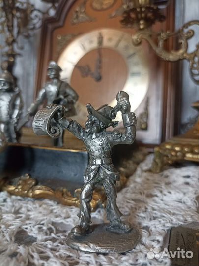 Фигурки, статуэтки, металл, олово, винтаж