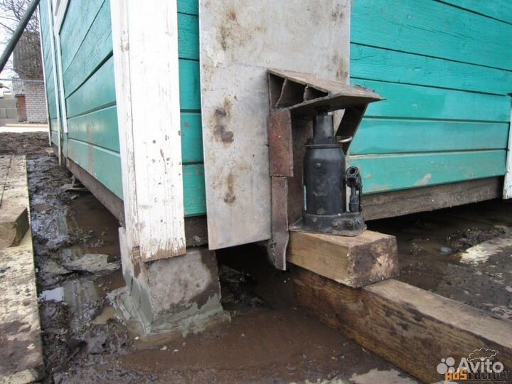 Бригада строителей