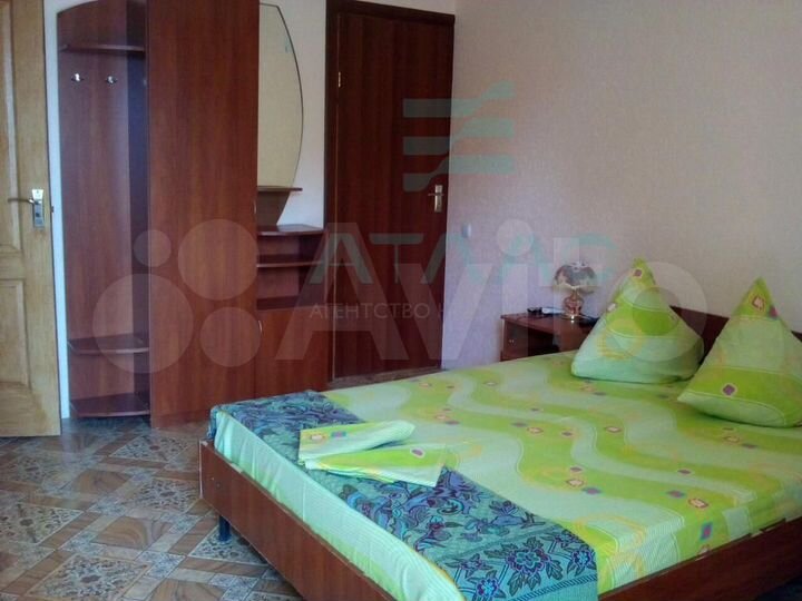 Коттедж 175 м² на участке 1 сот.