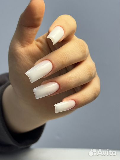 Маникюр на дому