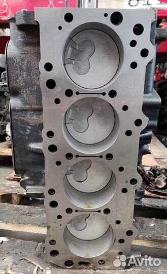 Шорт-блок мотора D4BF 4D56 Kia Hyundai Mitsubishi