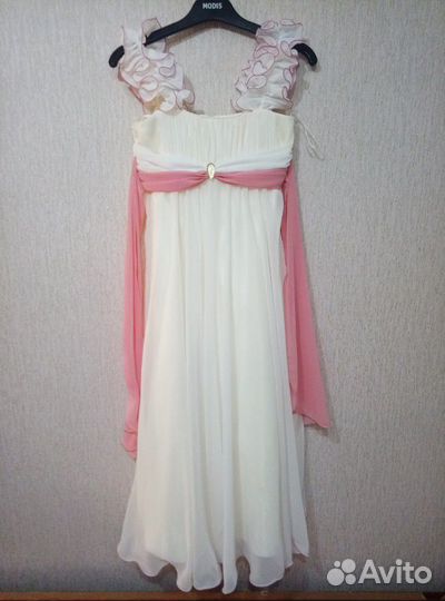 Платье на девочку
