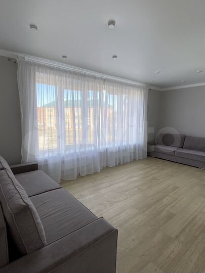 2-к. квартира, 43,8 м², 2/3 эт.