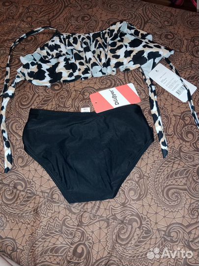 Купальник для девочки. Новый