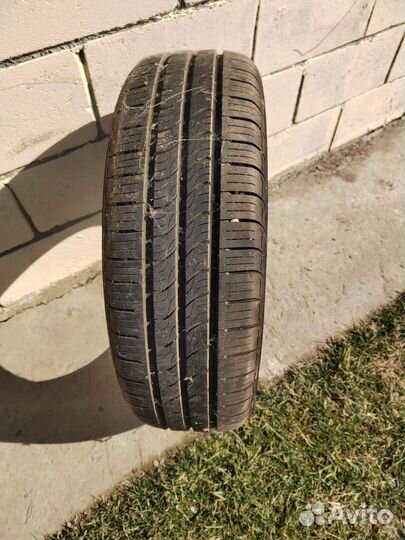 Kumho Touring 793 215/65 R16