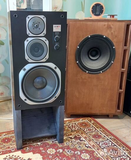 Подставки для колонок