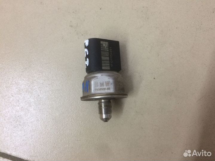 BMW F20 F30 Датчик давления топлива N13 с Японии