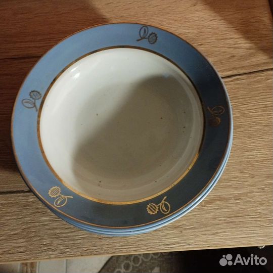 Глубокие суповые тарелки