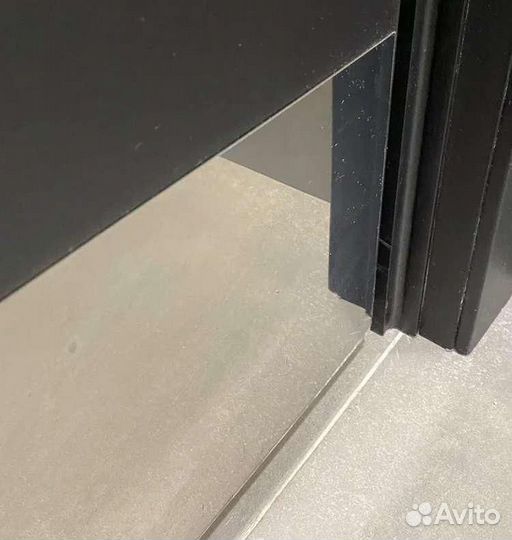 Межкомнатная дверь Черный кварц