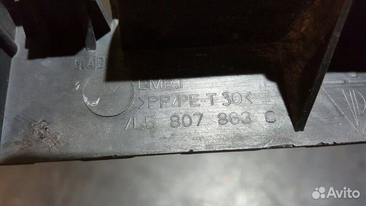 Кронштейн бампера задний Porsche Cayenne 957 turbo