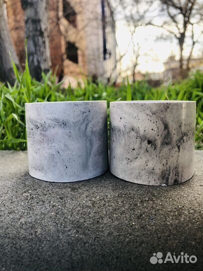 Мраморные гипсовые подсвечники 2 шт