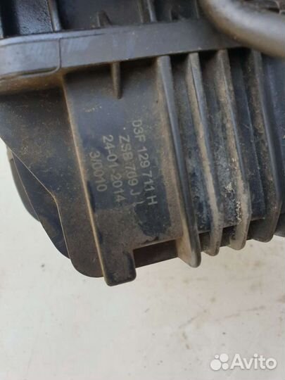 Впускной коллектор VAG 03F129711H