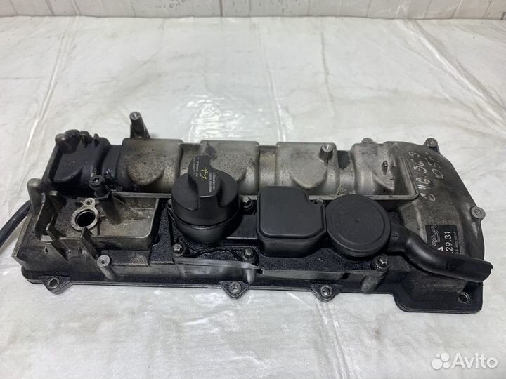 Клапанна крышка Мерседес 646