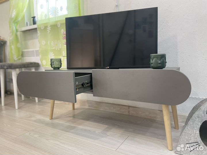 Тумба под тв