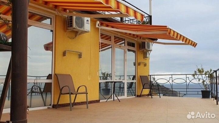 Локтевая маркиза на ручном управлении