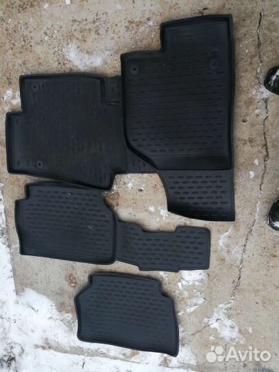 Коврики полиуретан на тигуан1