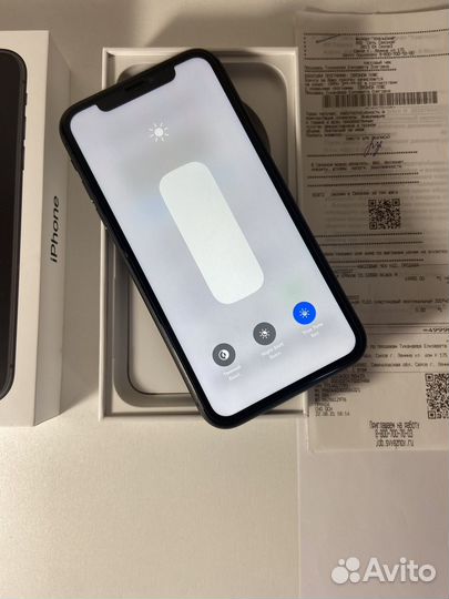 Телефон iPhone 11 128гб