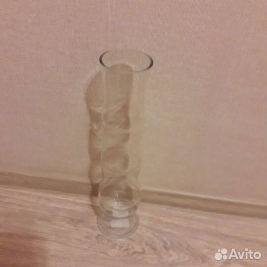 Ветки с цветами искусственные.Вазы для цветов