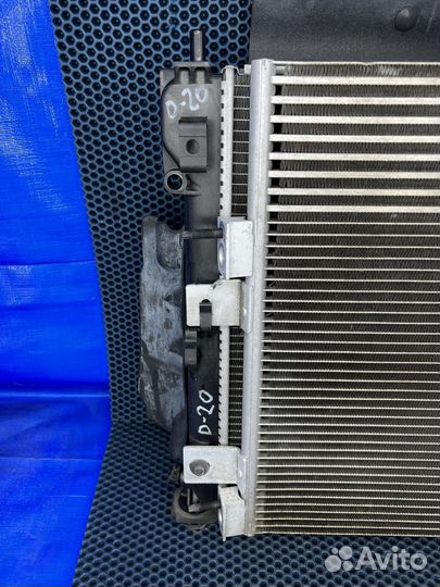 Кассета радиаторов Dodge Caliber 2л варитор