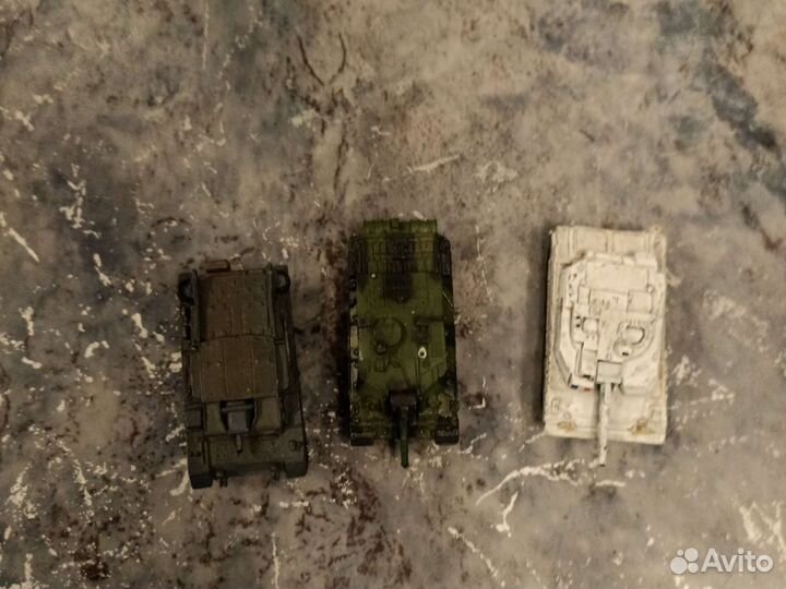 Игрушечные танки