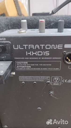 Комбоусилитель behringer KXD15