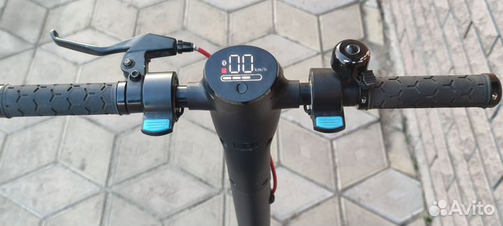 Электросамокат kugoo es2