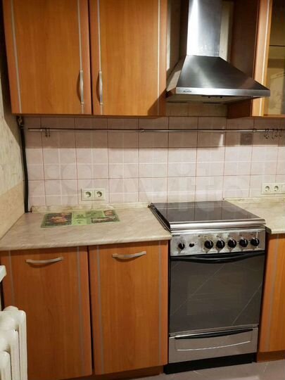 2-к. квартира, 50 м², 1/10 эт.