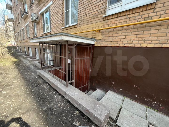 Продажа торгового помещения, 440 м²